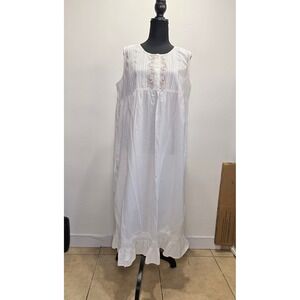 Gilligan & O'Malley Womens Nightgown XL White Cotton Embroidered Pintuck Maxi